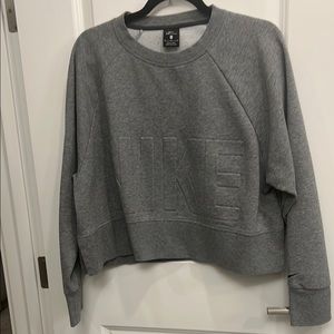 Nike Dri-FIT Gray Sweatshirt cropped size medium